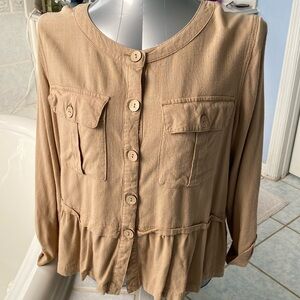 Ruby Rd. Safari linen blend top size medium